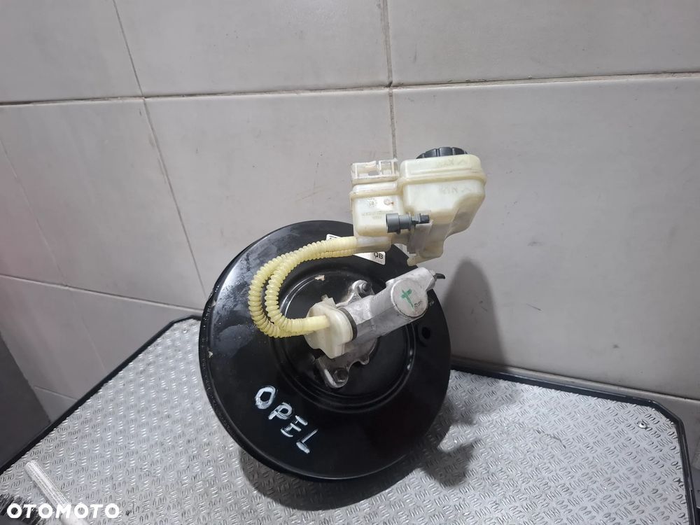 Serwo pompa hamulcowa Opel MEriva A nr 13122530QB - 1