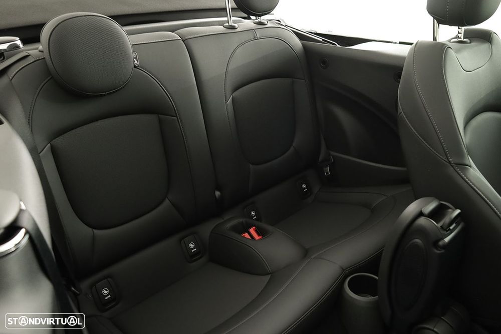 MINI Cabrio Cooper - 24