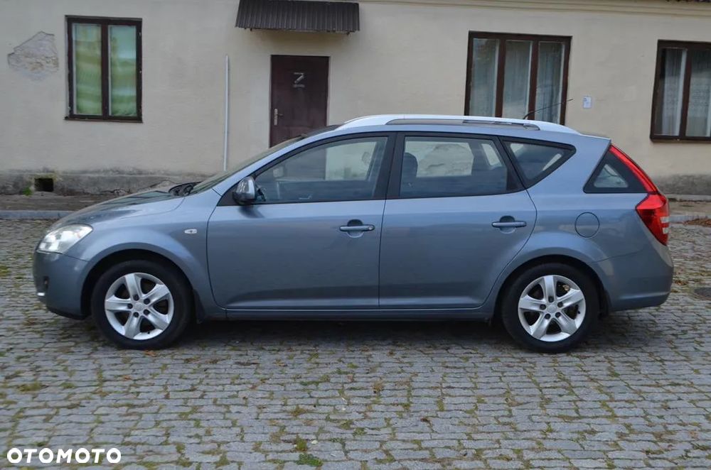 Kia Ceed Cee'd 1.6 Comfort + - 6