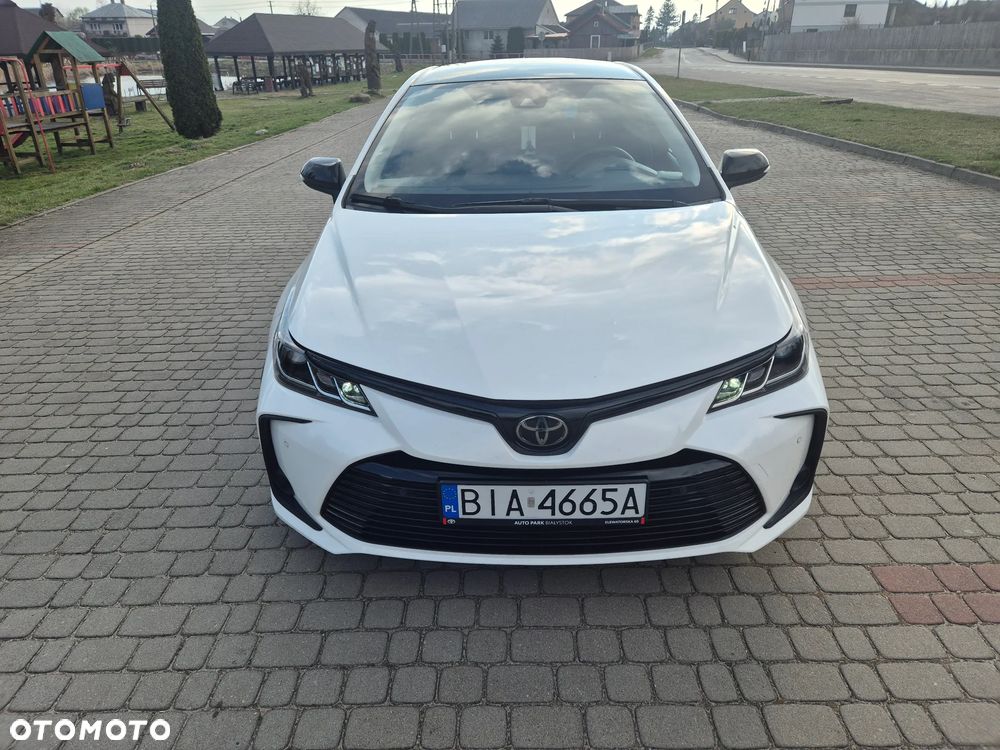 Toyota Corolla - 3