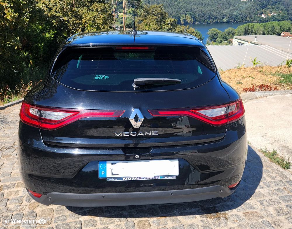 Renault Mégane 1.5 Blue dCi Limited - 6