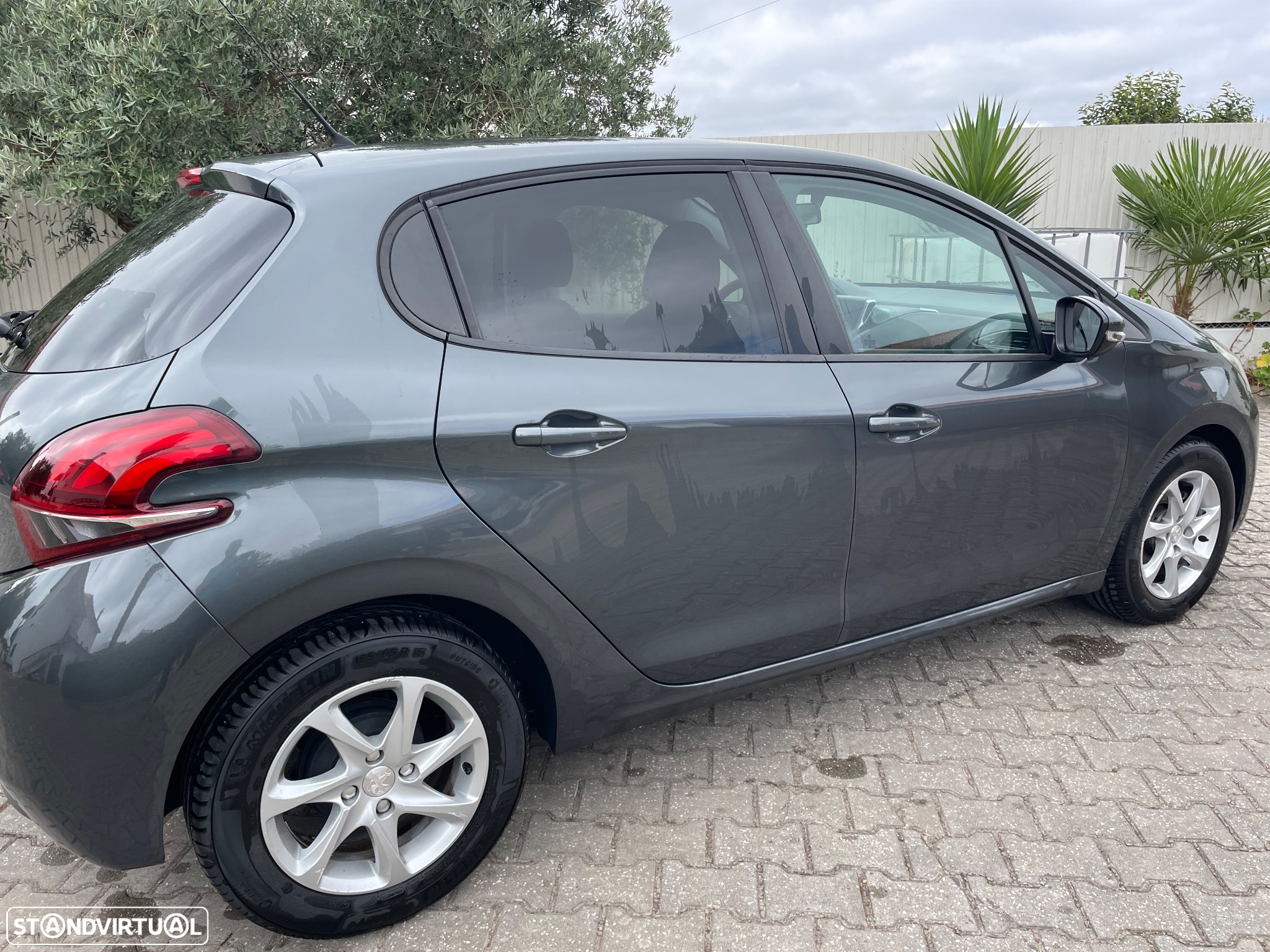 Peugeot 208 1.2 VTi Active - 7