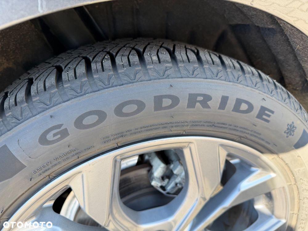 Ford Focus 1.0 EcoBoost Hybrid ST-LINE STYLE - 5