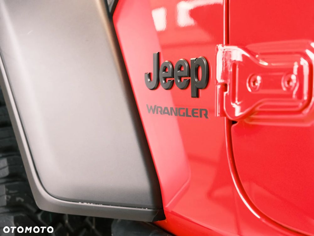 Jeep Wrangler - 4