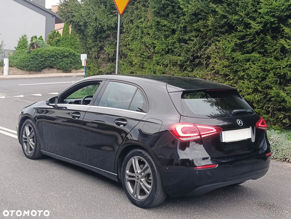 Mercedes-Benz Klasa A 180 CDI 7G-DCT AMG Line - 2