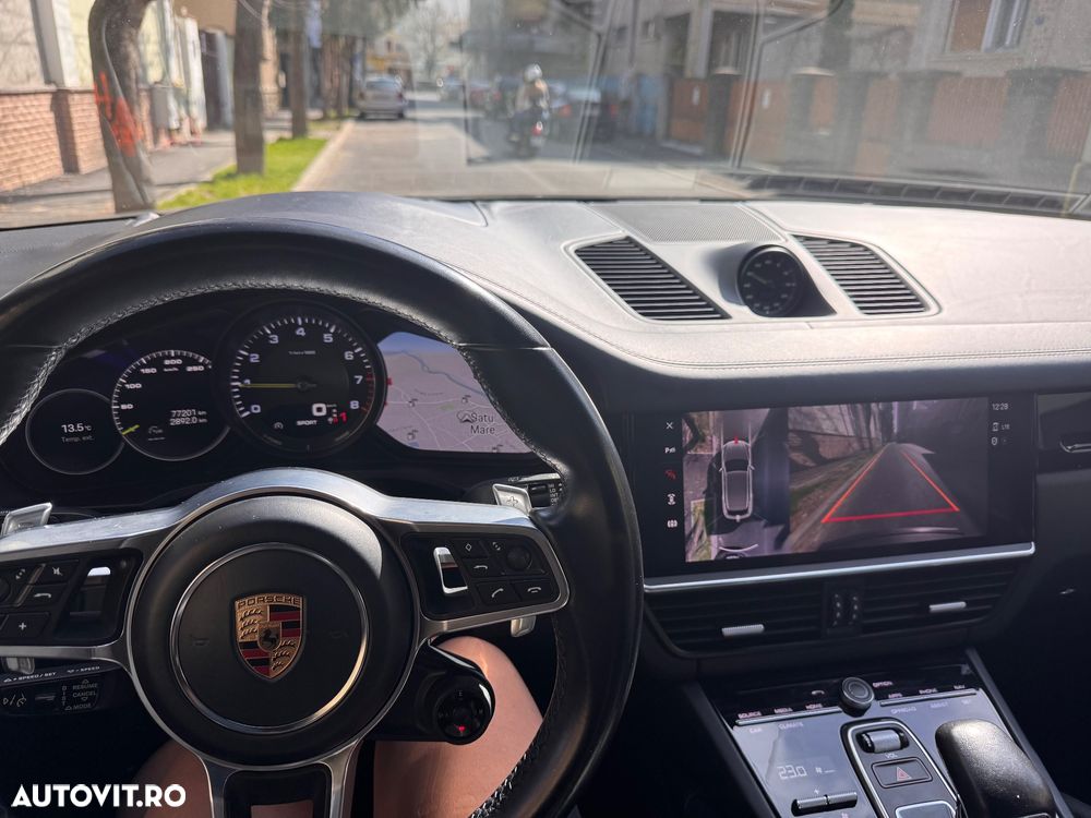 Porsche Cayenne Tiptronic S Platinum Edition - 15