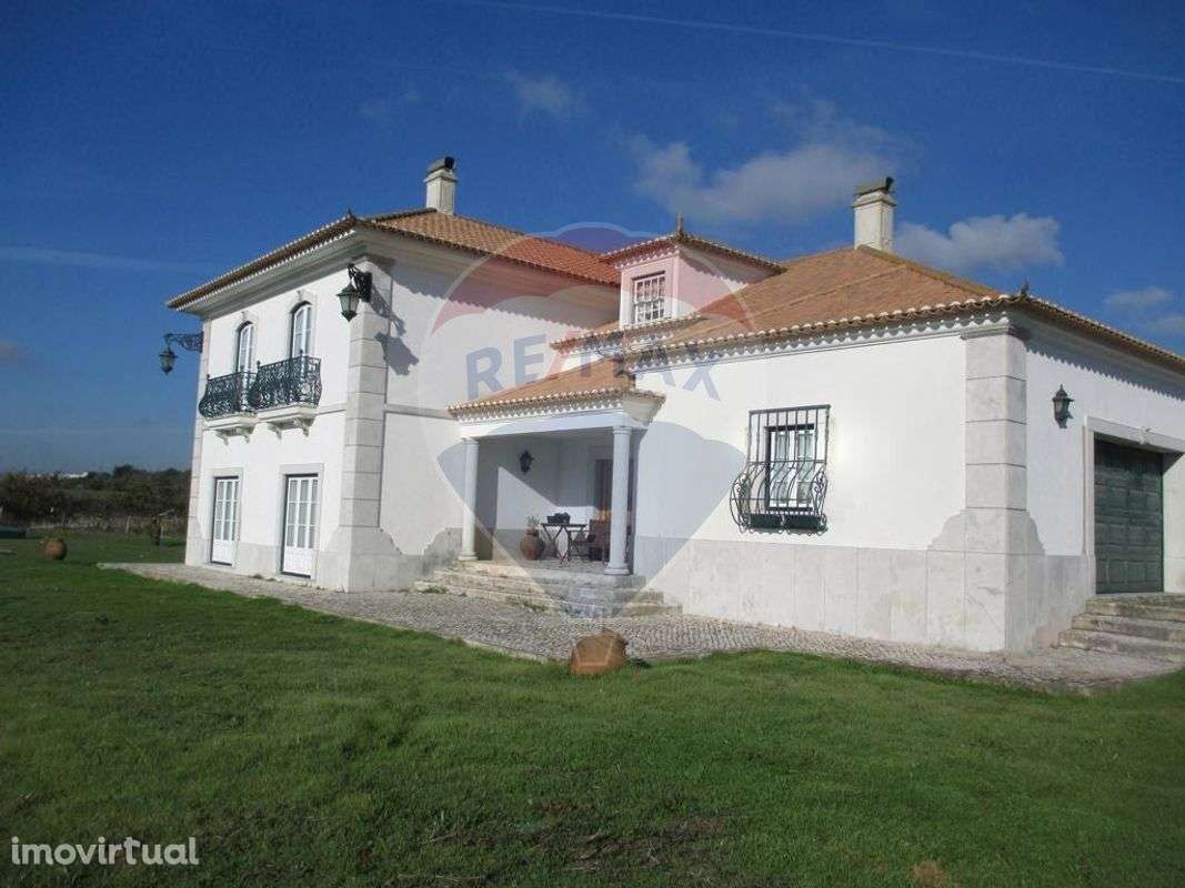 Moradia T4 para venda - Grande imagem: 2/35