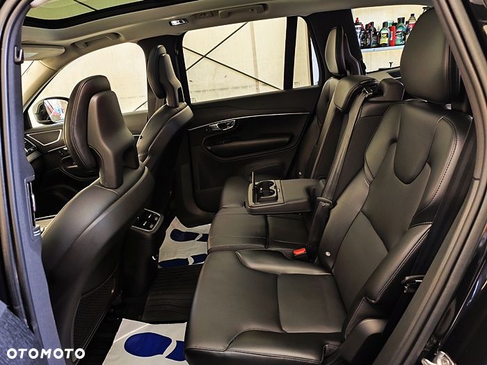 Volvo XC 90 T5 AWD Momentum 7os - 32