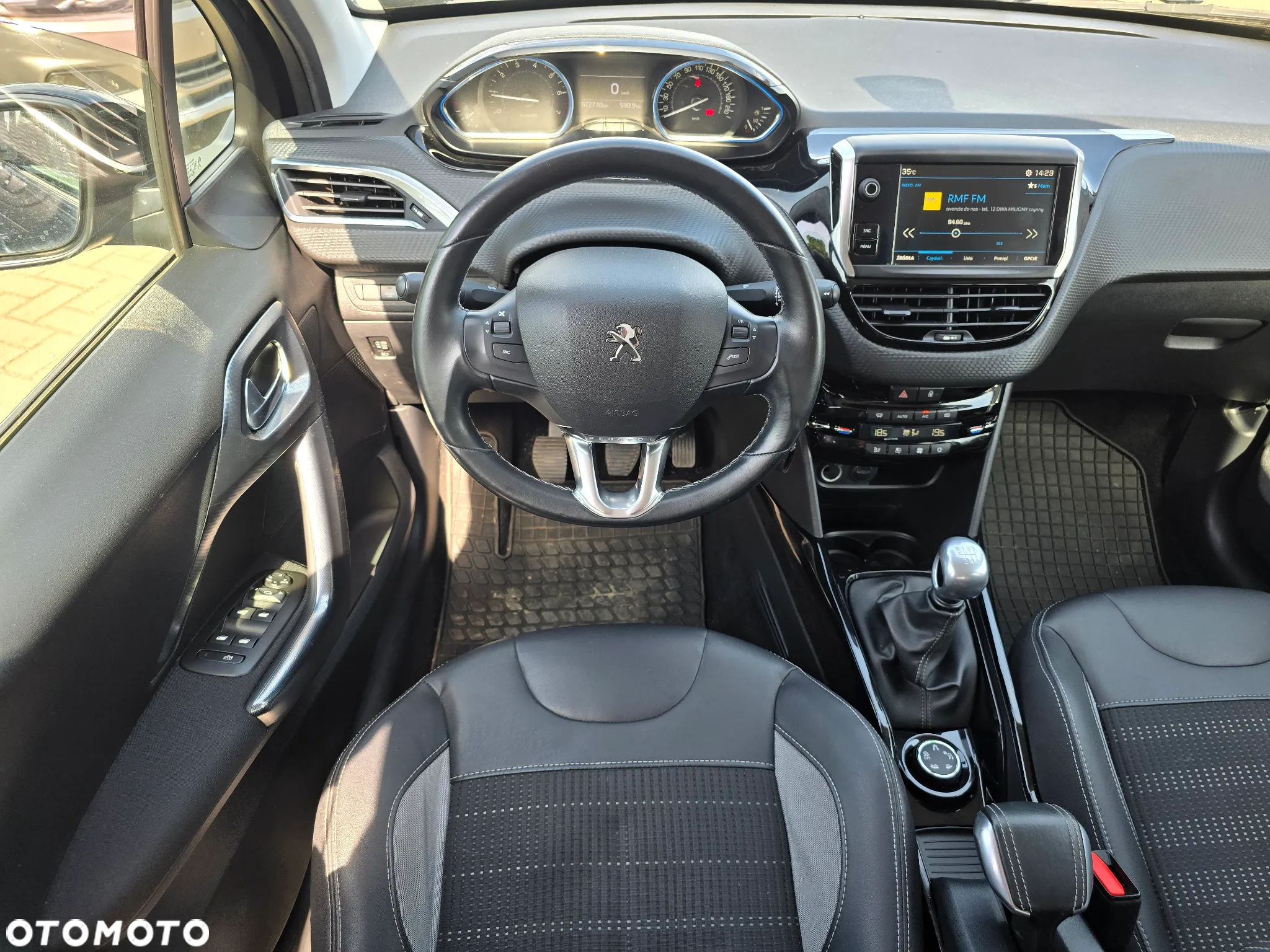 Peugeot 2008 - 7