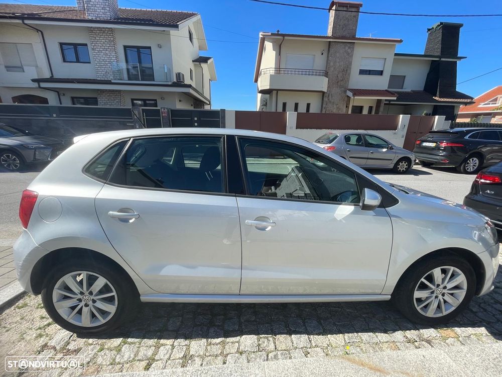 VW Polo 1.0 Connect - 1