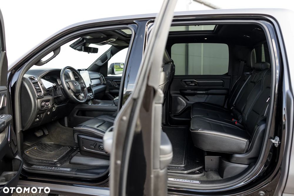 RAM 1500 5.7 eTorque Crew Cab Shortbed Limited Black - 19