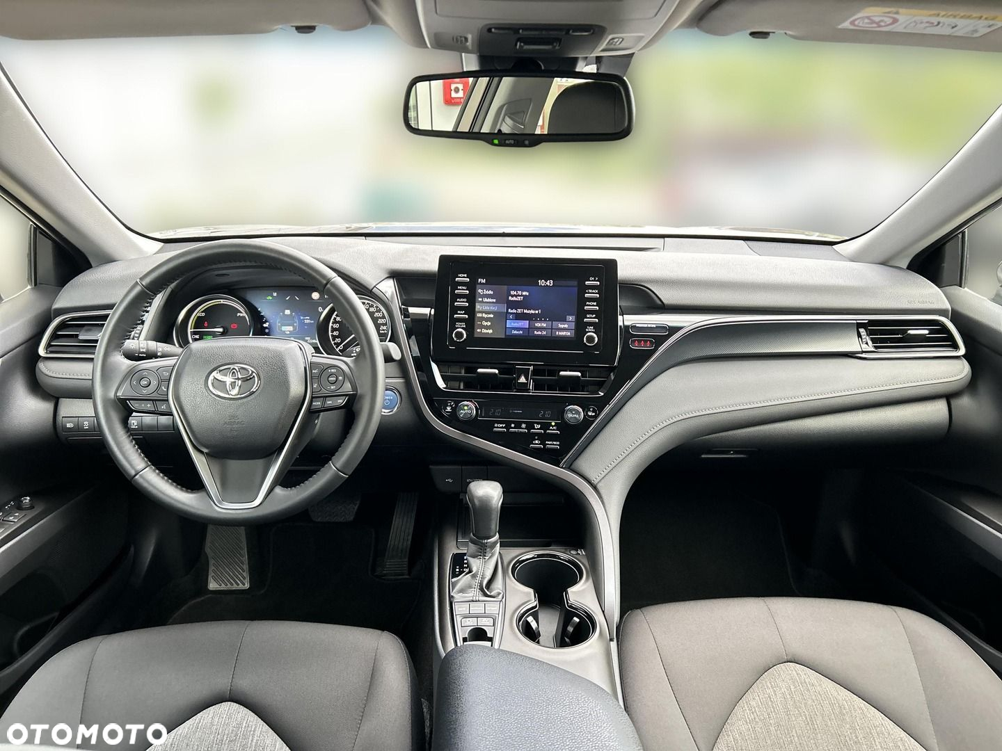 Toyota Camry - 11