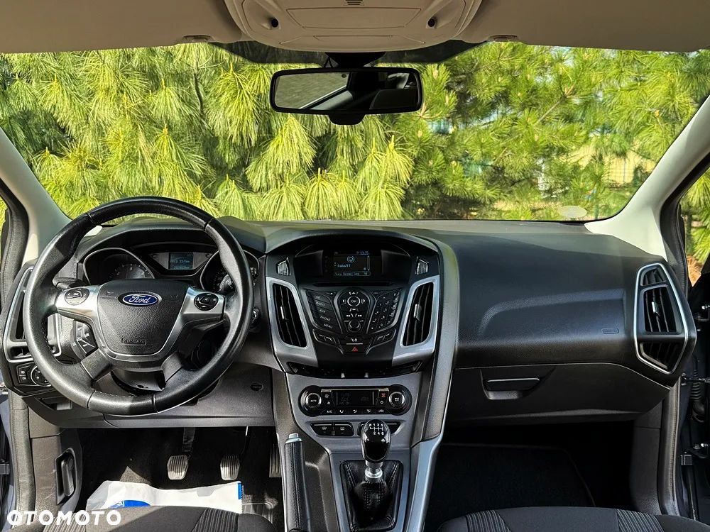 Ford Focus 1.6 TDCi DPF Titanium - 32