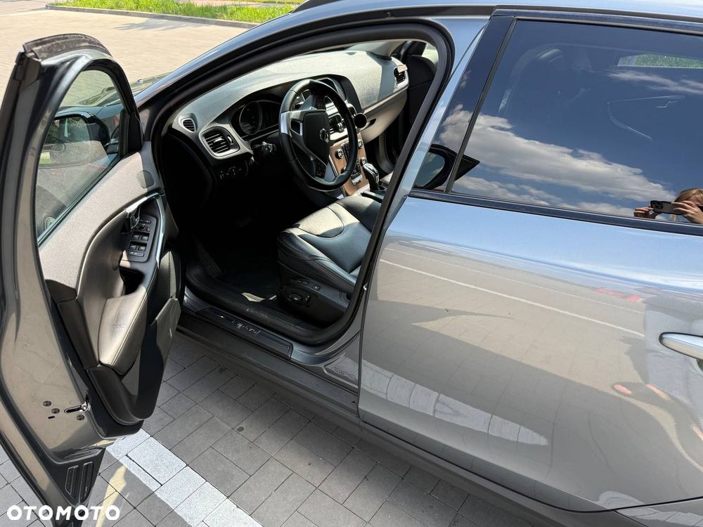 Volvo V40 D3 Geartronic Momentum - 7