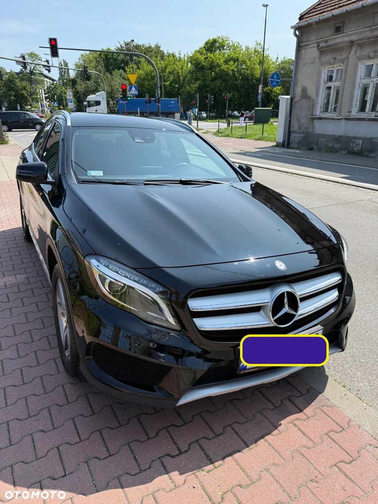 Mercedes - Benz GLA