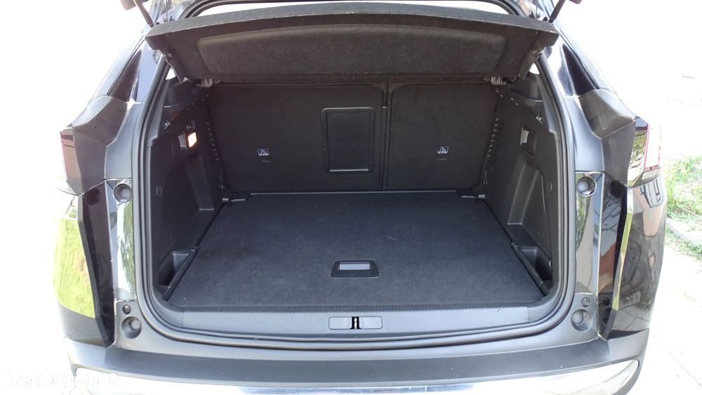 Peugeot 3008 1.2 PureTech Active S&S - 17