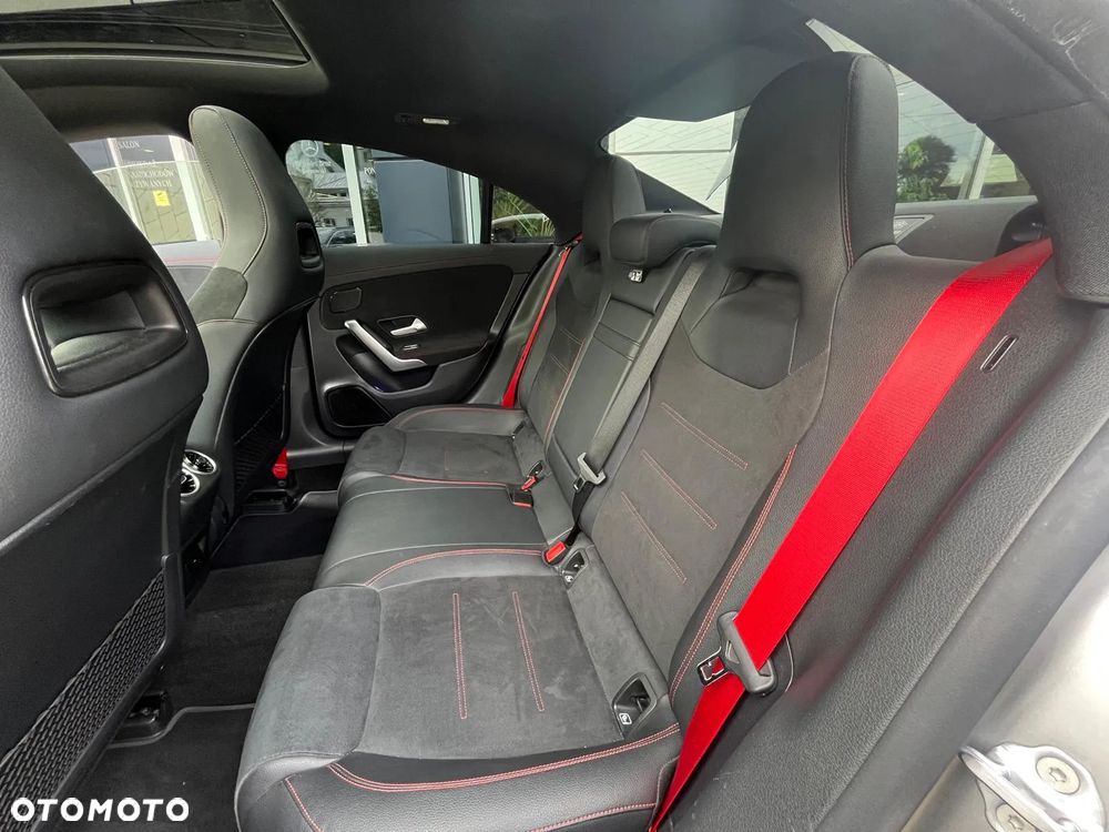 Mercedes-Benz CLA AMG 35 4-Matic 7G-DCT - 8