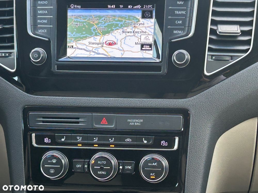 Volkswagen Golf Sportsvan 2.0 TDI (BlueMotion Technology) Highline - 31
