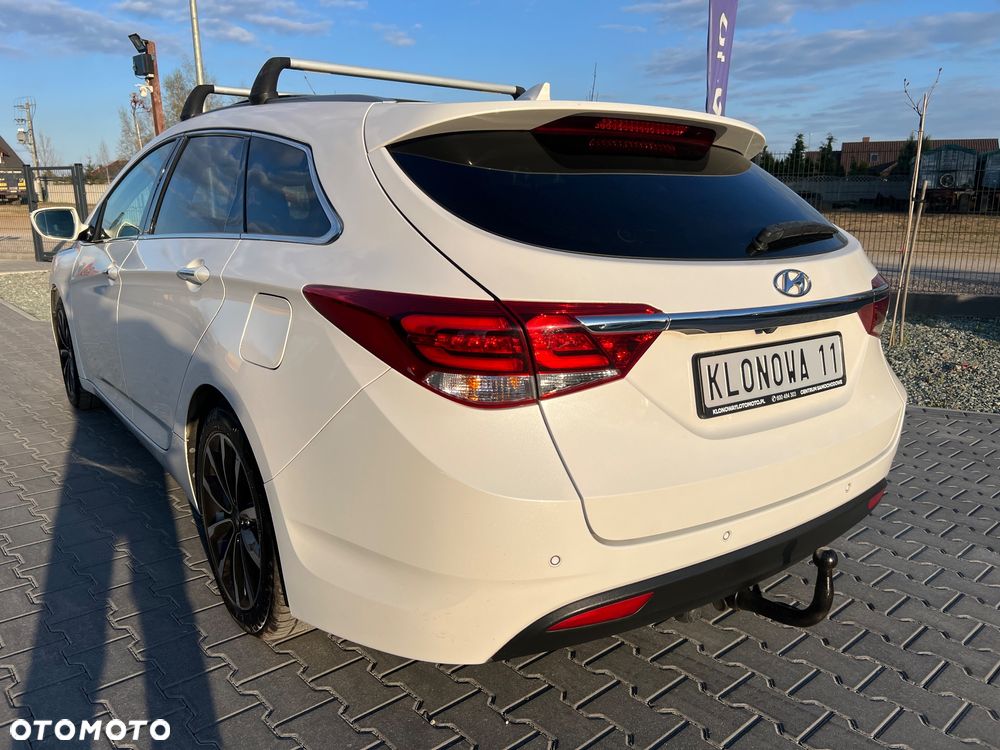 Hyundai i40 Kombi 1.7 CRDi DCT Premium - 10