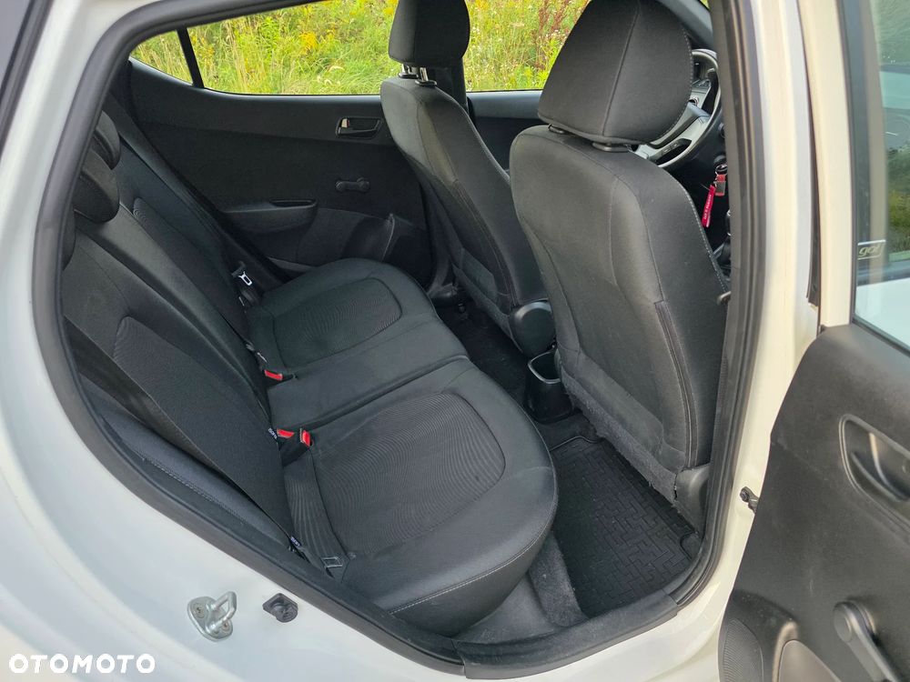 Hyundai i10 1.0 BlueDrive Go - 9