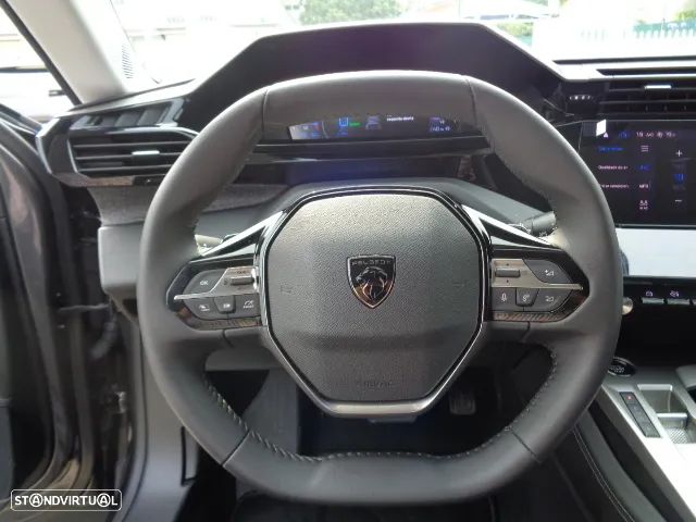 Peugeot 408 1.6 Hybrid Allure Pack e-EAT8 - 6
