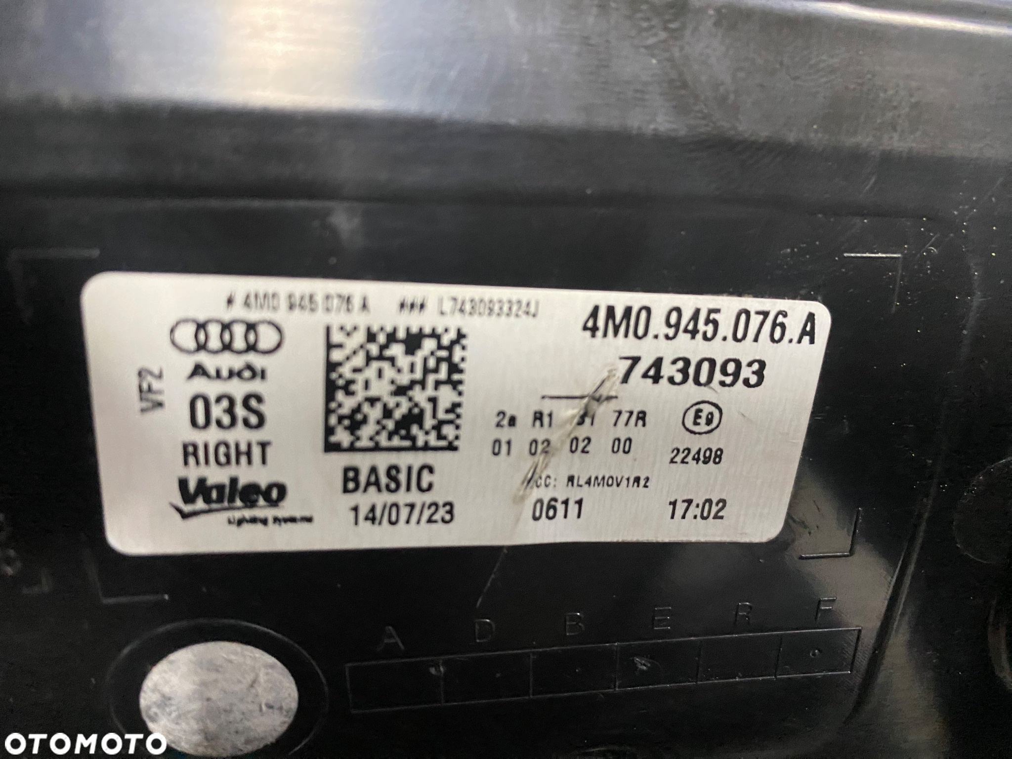 AUDI Q7 4M0 lift LAMPA TYL PRAWA 4M0945076A ORG - 3