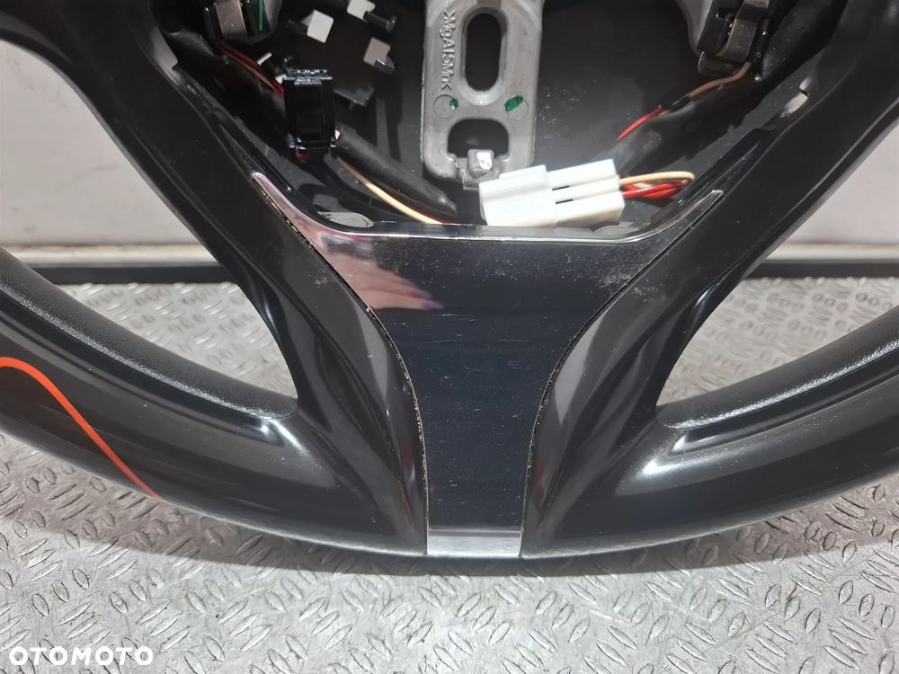 Kierownica Renault Captur I skorzana 2015 nr 484003468R ładna - 4