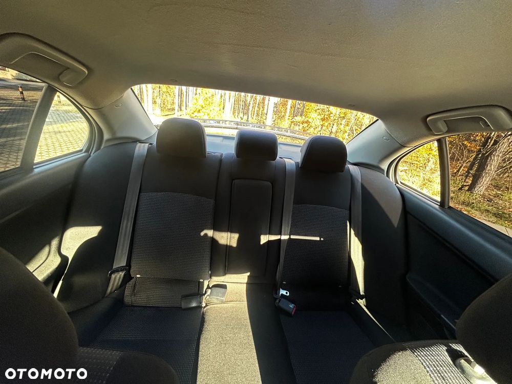 Mitsubishi Lancer 1.8 Instyle - 14