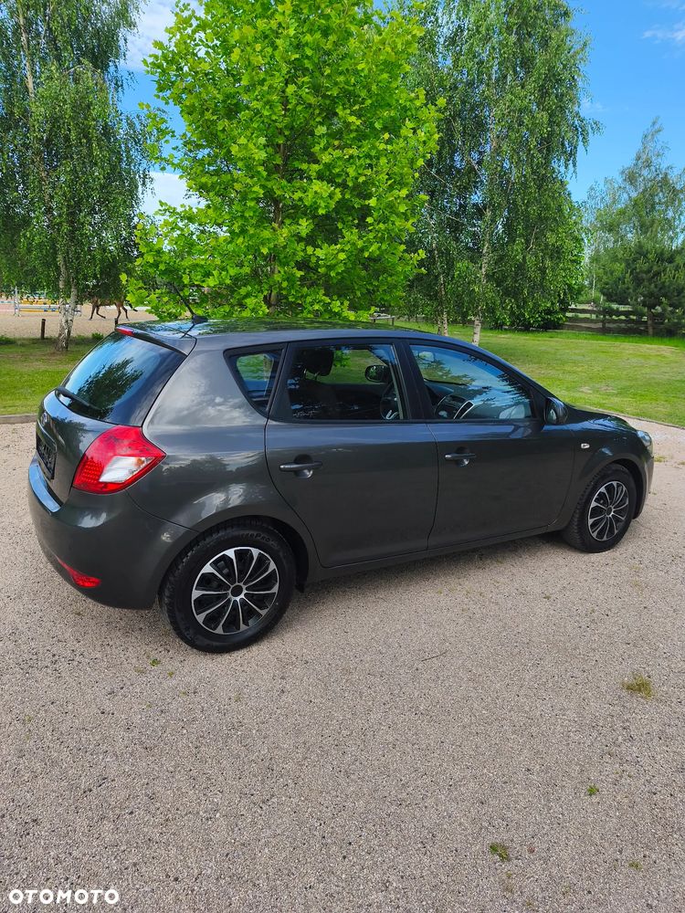 Kia Ceed 1.4 CVVT Edition 7 - 12