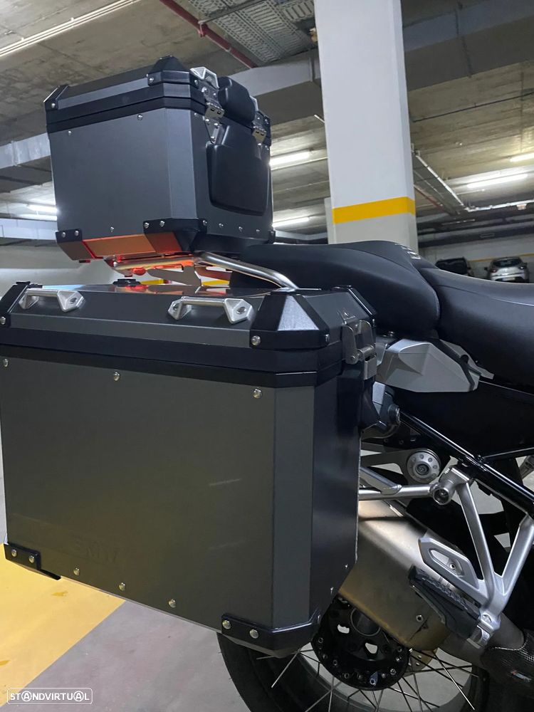 BMW R 1250 GS Adventure Triple Black - 9