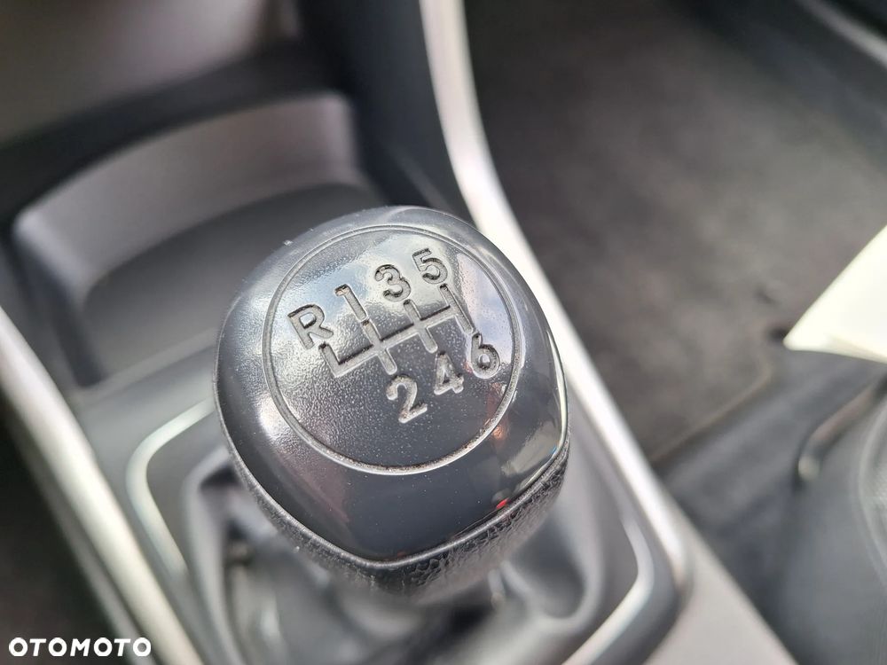Hyundai i30 1.4 Classic + - 9