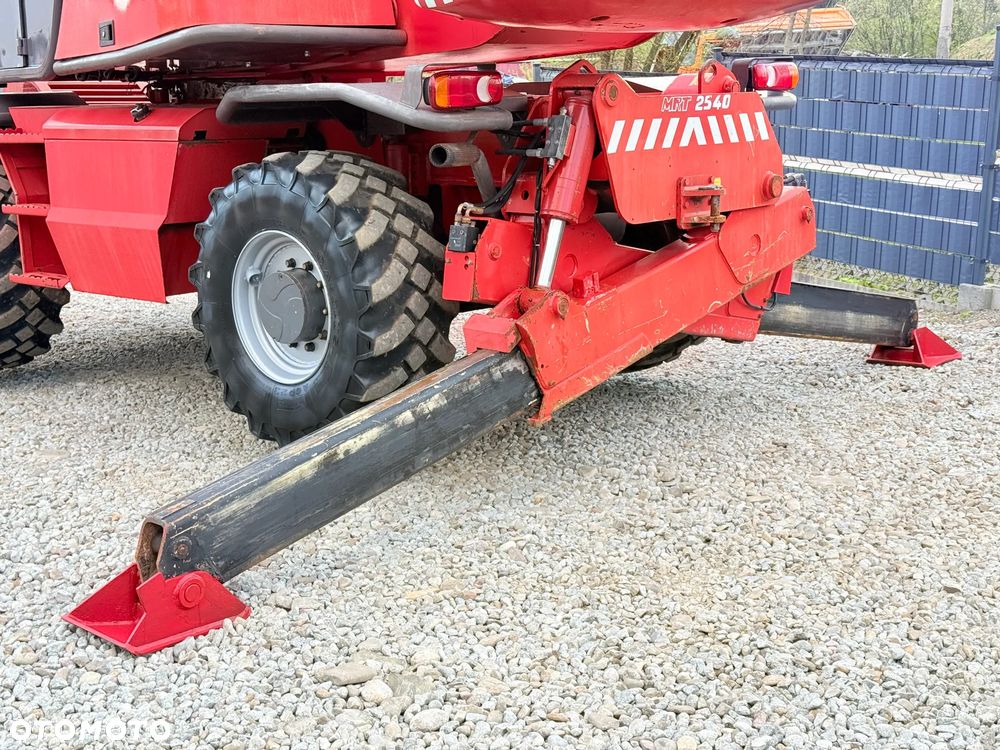 Manitou * Ładowarka Teleskopowa * Manitou MRT 2540 * Obrotowa * 25m * 4 Tony * Sterowanie z Pilota * UDT * - 22