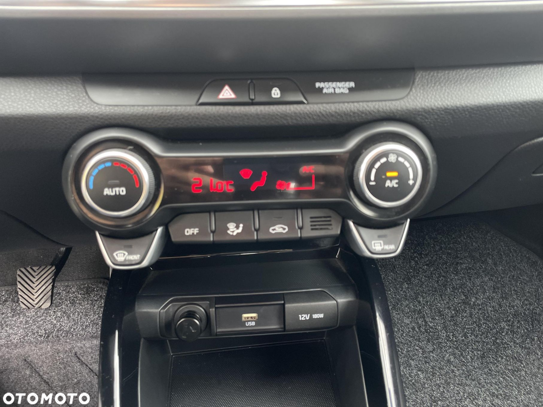 Kia Stonic 1.2 L - 23