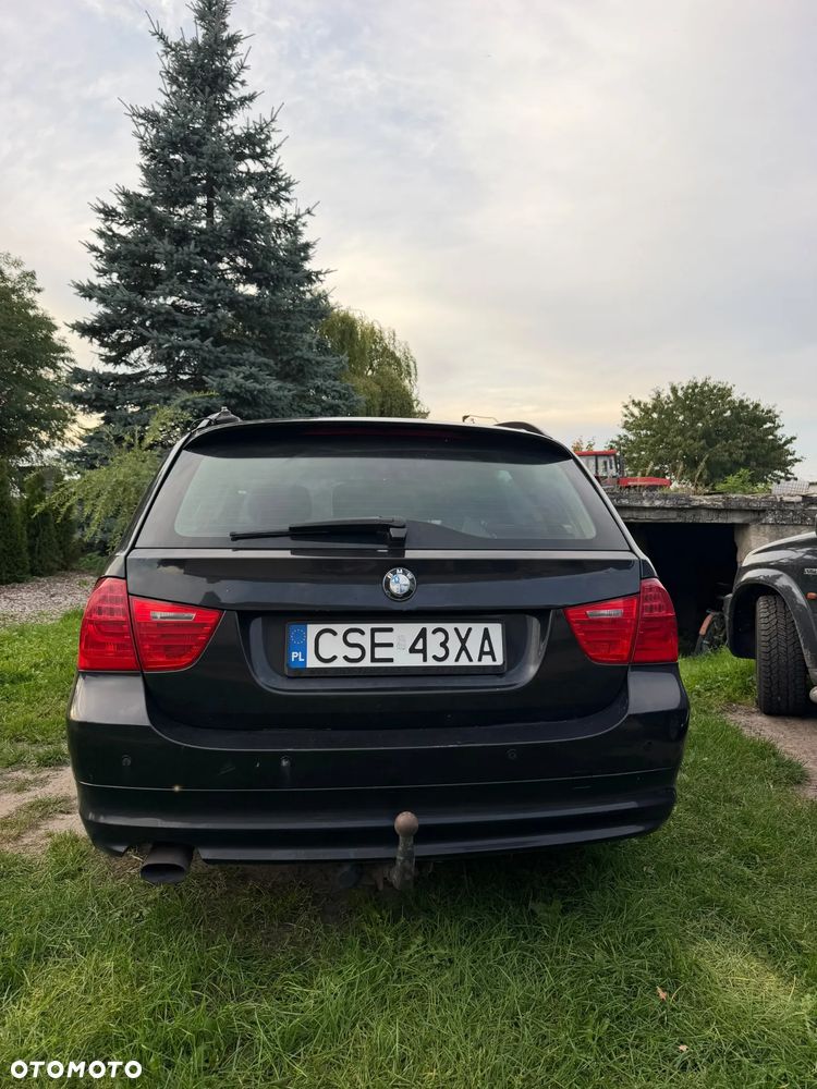 BMW Seria 3 2009 photo 4