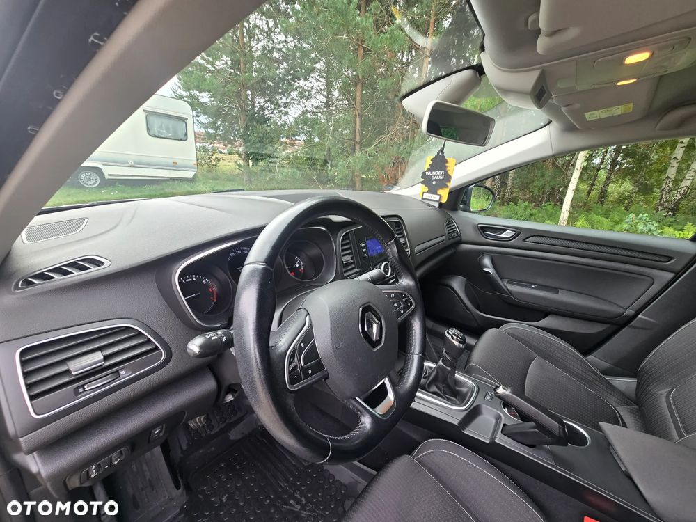 Renault Megane 1.6 SCe Limited - 11