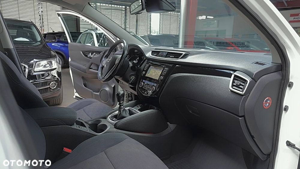 Nissan Qashqai 1.2 DIG-T N-Connecta - 15