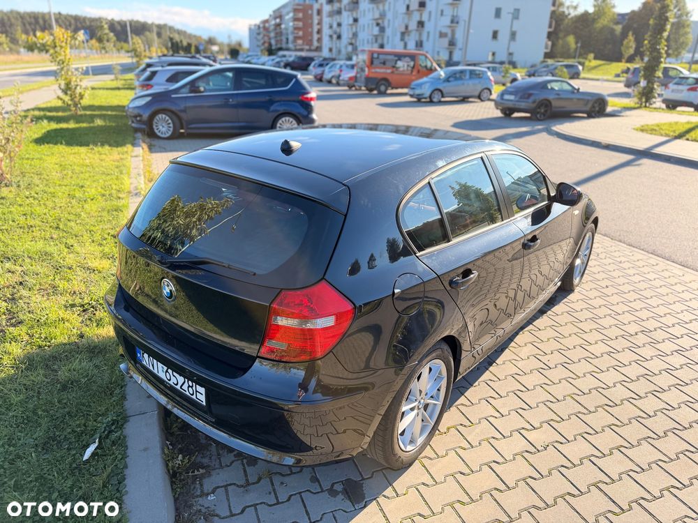 BMW Seria 1 118d DPF - 14