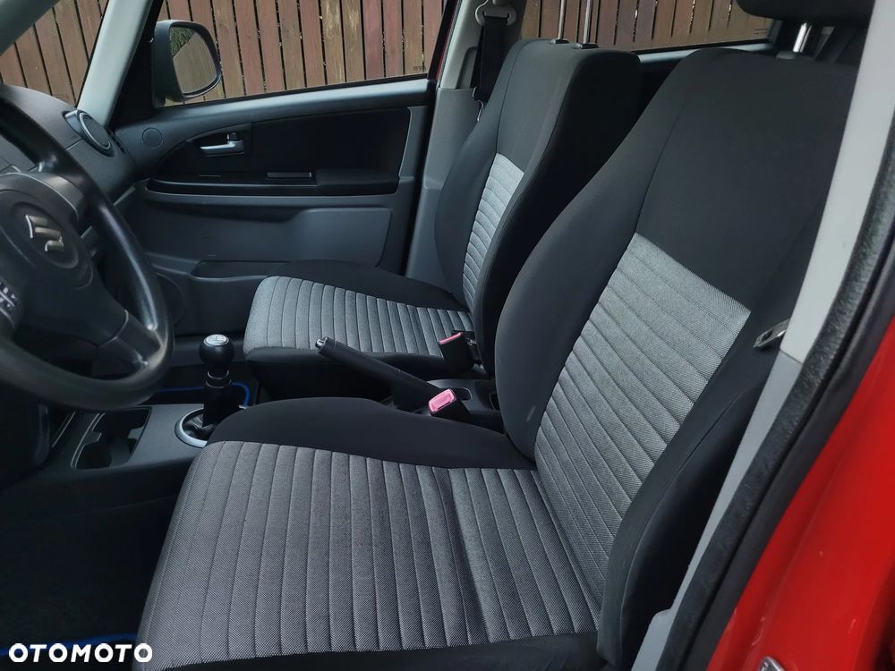 Suzuki SX4 - 7