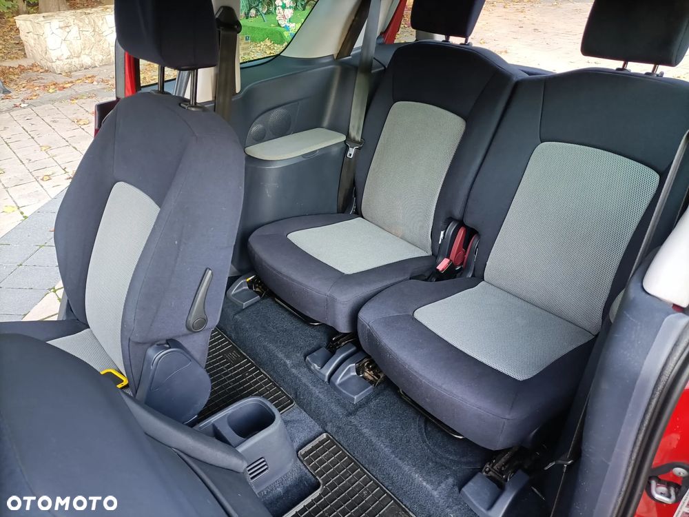 Peugeot 1007 1.6 Trendy 2-Tronic - 20