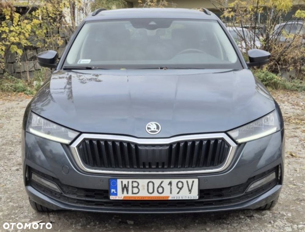 Skoda Octavia 2.0 TDI Ambition DSG - 2