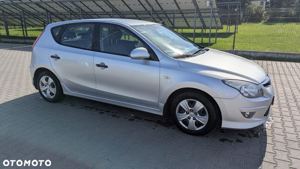 Hyundai I30 2011 photo 4