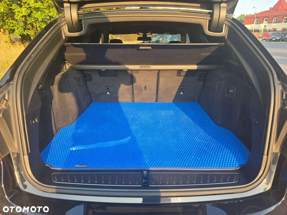 BMW Seria 5 520d M Sport - 24