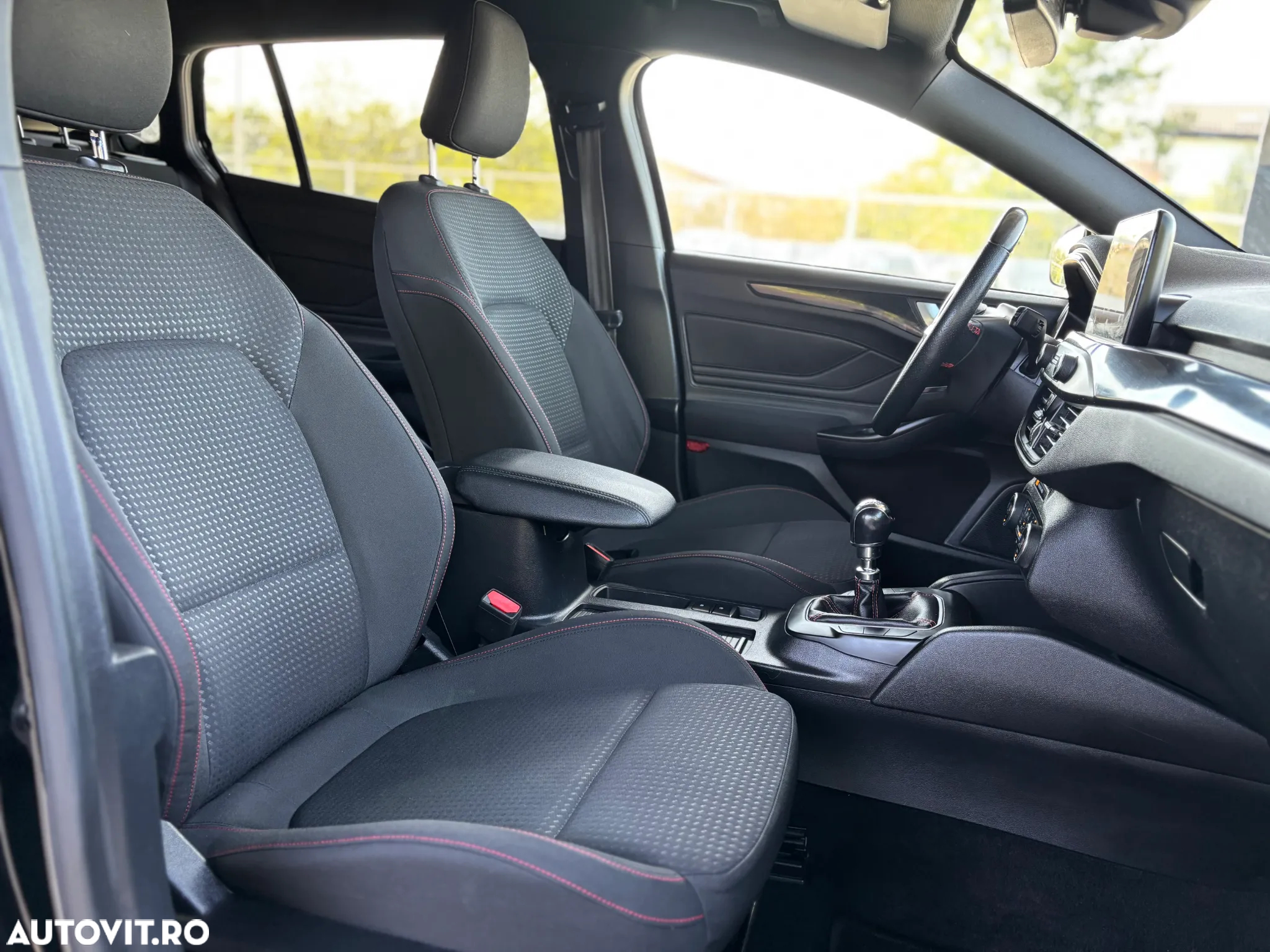 Ford Focus 1.5 EcoBlue ST-Line - 17