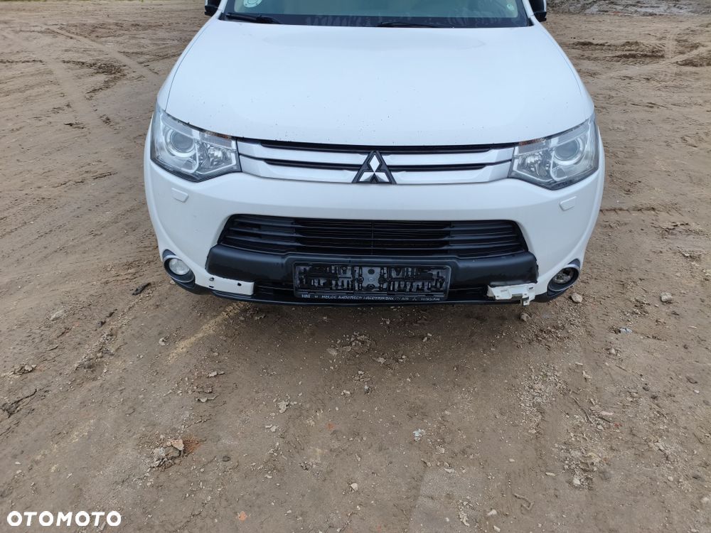 Mitsubishi Outlander - 6