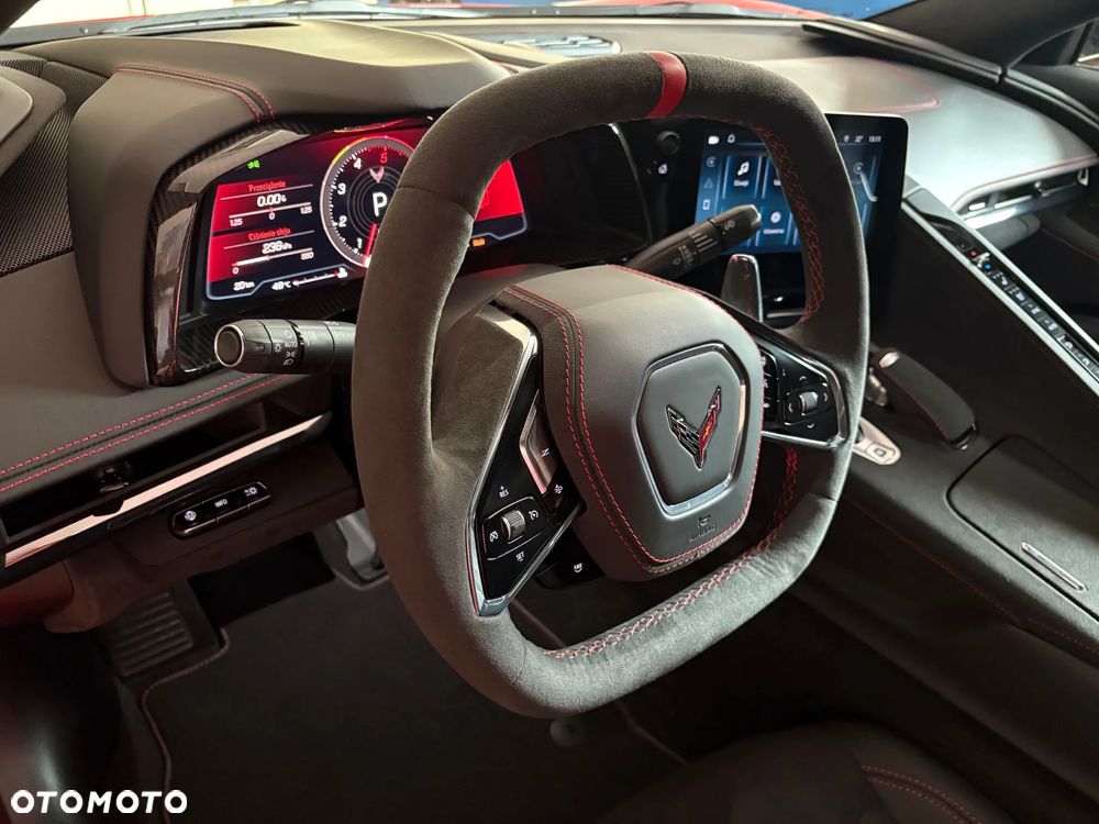 Chevrolet Corvette - 15