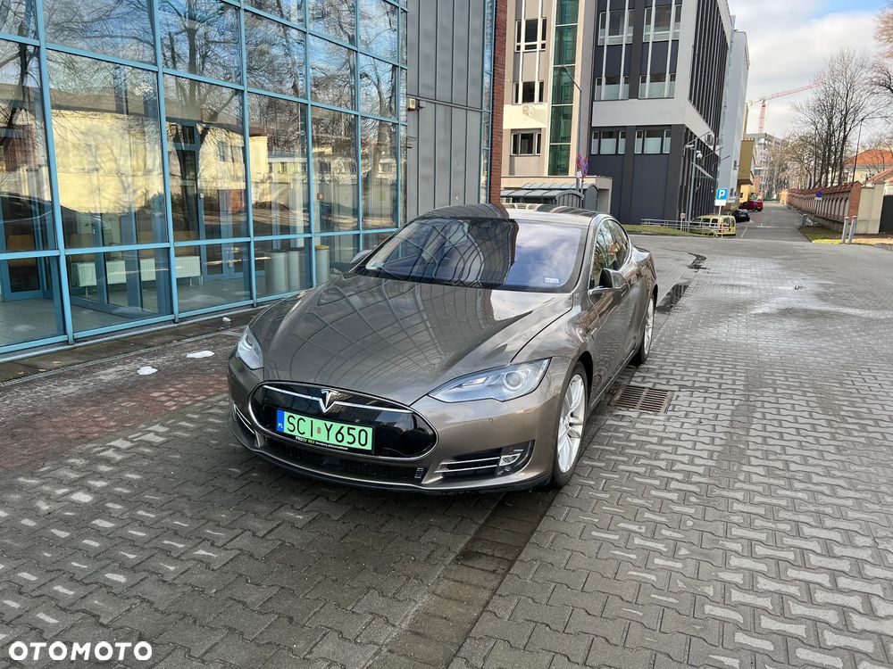 Tesla Model S 70D Allradantrieb - 1