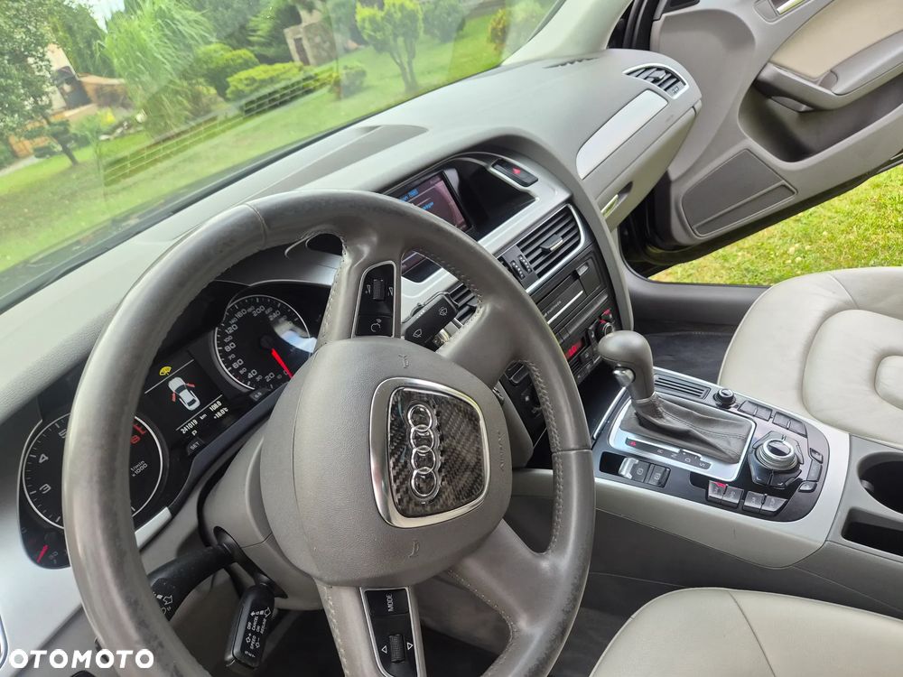Audi A4 Limousine - 27