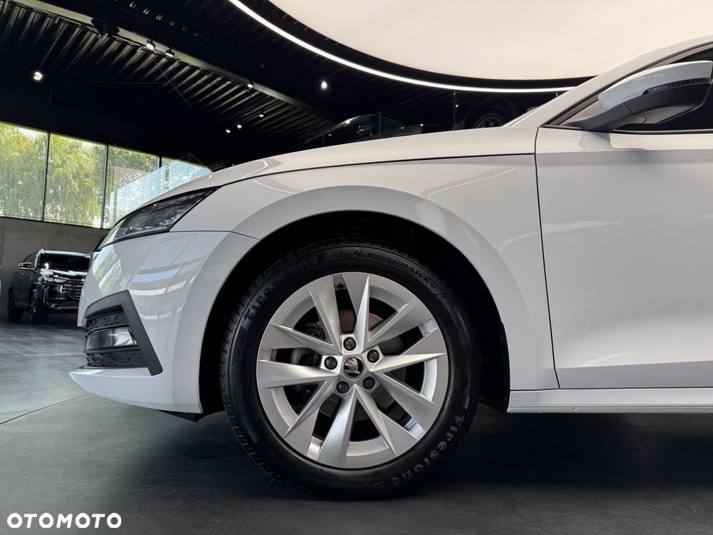 Skoda Octavia 2.0 TDI Ambition DSG - 20
