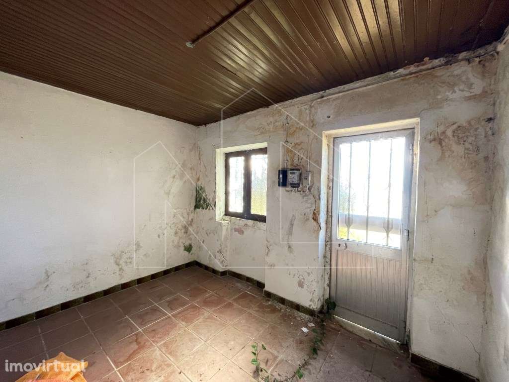 Moradia T2 - Sangalhos - Grande imagem: 2/9