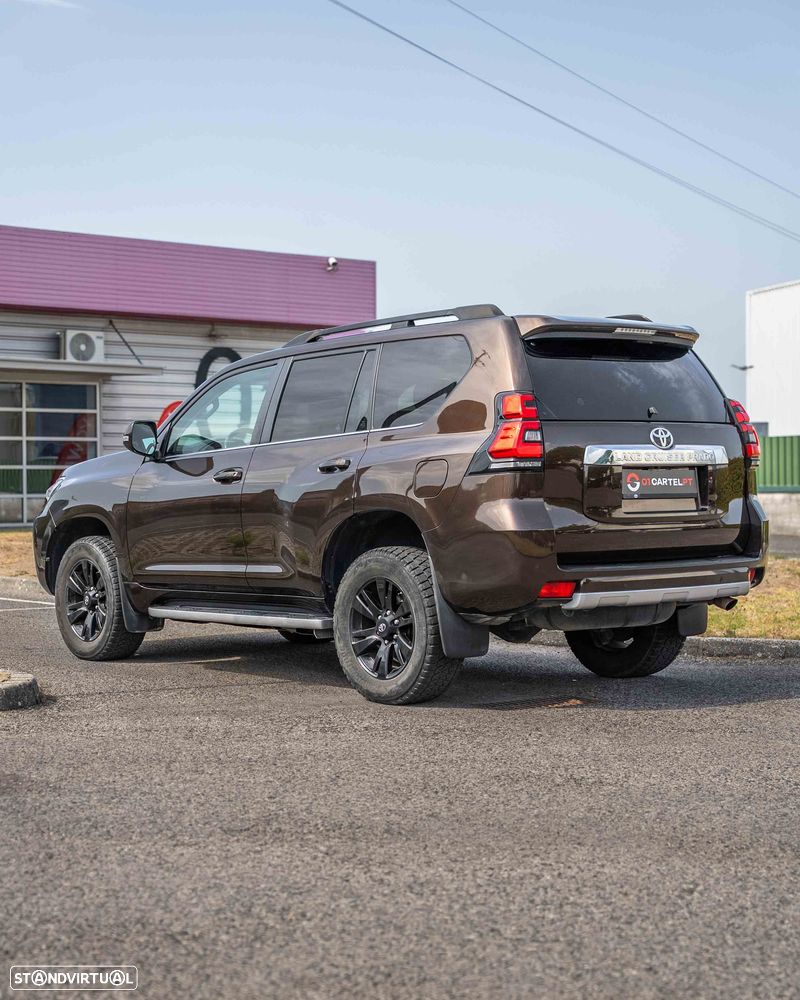 Toyota Land Cruiser Prado - 6